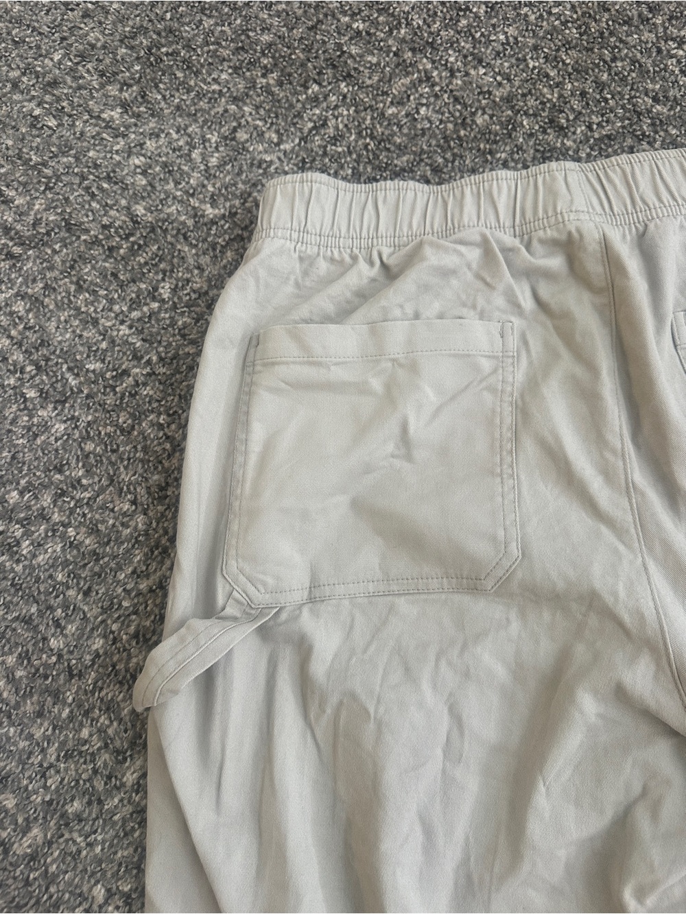 Old Navy High Rise Pulla Utility Pants - Picture 7 of 9